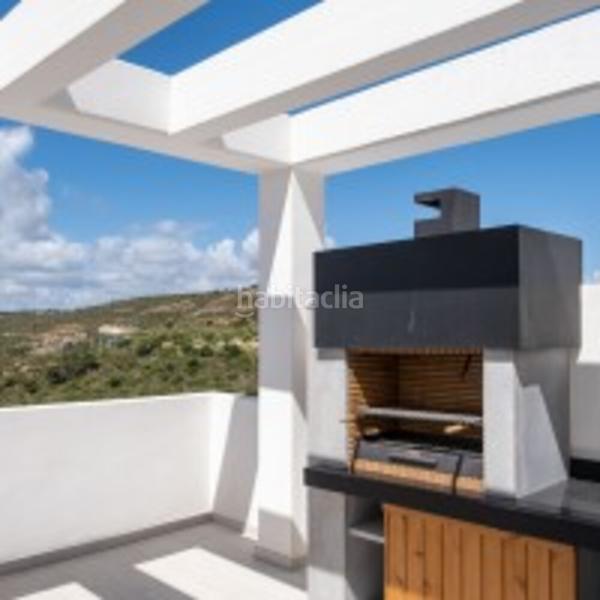 Foto 418adfb5-36be-4aad-9301-03d6c82aa22d. Reihenhaus mit parking pool in Chullera Manilva
