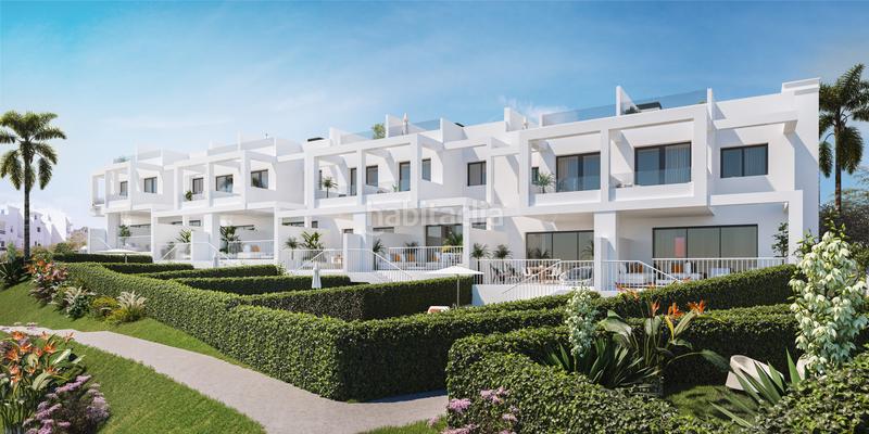 Foto 6ff9551a-c8d0-417d-9fc5-7c017476685c. Reihenhaus mit parking pool in Chullera Manilva