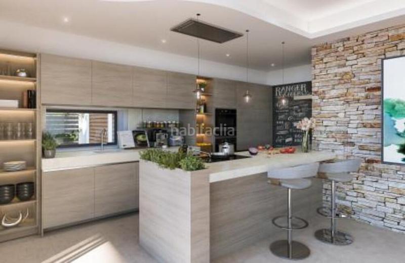 Foto 1e127609-38c7-42df-ab51-8b91dbbc3367. Casa con parcheggio piscina in La Alquería Benahavís