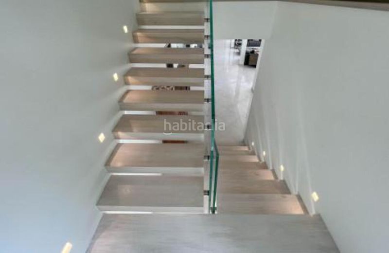 Foto f6931d2b-f5c5-4d0d-84e6-4dffc4cbcbe3. Lloguer casa amb aparcament piscina a Sotogrande alto Sotogrande