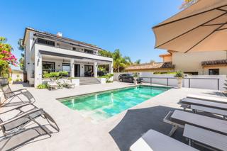 House in N/a