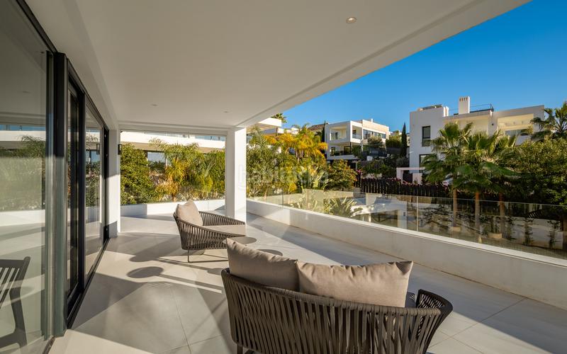 Foto 42ae66ad-be1d-4214-b353-eb95f2148400. Casa en n/a lujo en Los Naranjos Marbella
