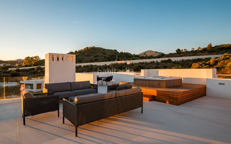 Foto f7553ea0-b182-478a-b2aa-0cd11fade8a0. Casa en n/a lujo en Los Naranjos Marbella
