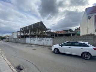 Terreny residencial a San Bernabé. Solar en venta en la granja.