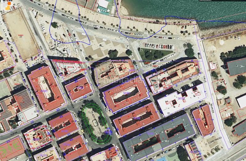 Foto 9251067d-415d-411f-960e-6d8f6b48708f. Piso  en venta en playa paseo marítimo, 3 dormitorios. en Cádiz