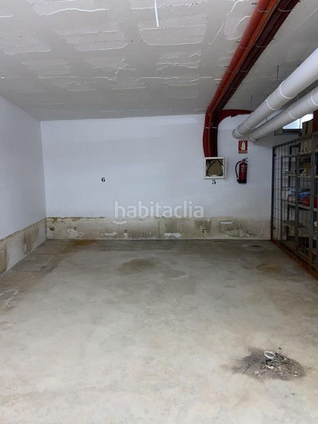 Foto df33d411-c00f-4c24-93c6-44fed6251288. Aparcament cotxe a Barrios (Los)