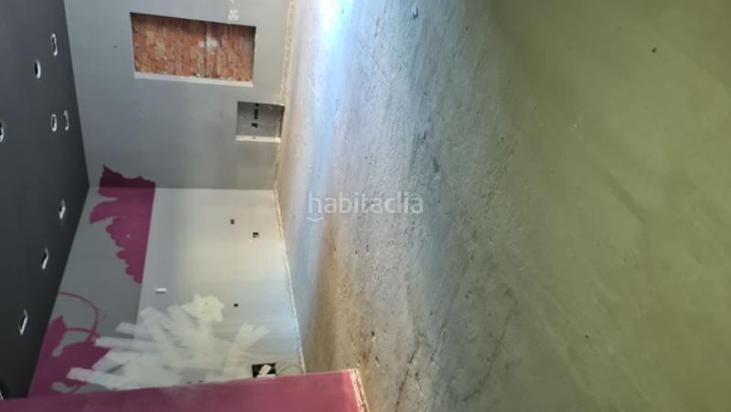 Foto 1a9043dc-bbcc-4713-9c58-42dd3d1dd64f. Local comercial local com. en venta en san josé artesanos. en Algeciras