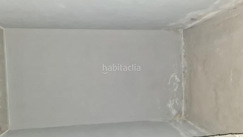 Foto 1e335a45-529a-4db6-b704-5d714d9133e5. Local comercial local com. en venta en san josé artesanos. en Algeciras