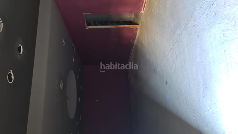 Foto ad4e5c8f-c463-4477-8680-d484dd6455c7. Local comercial local com. en venta en san josé artesanos. en Algeciras