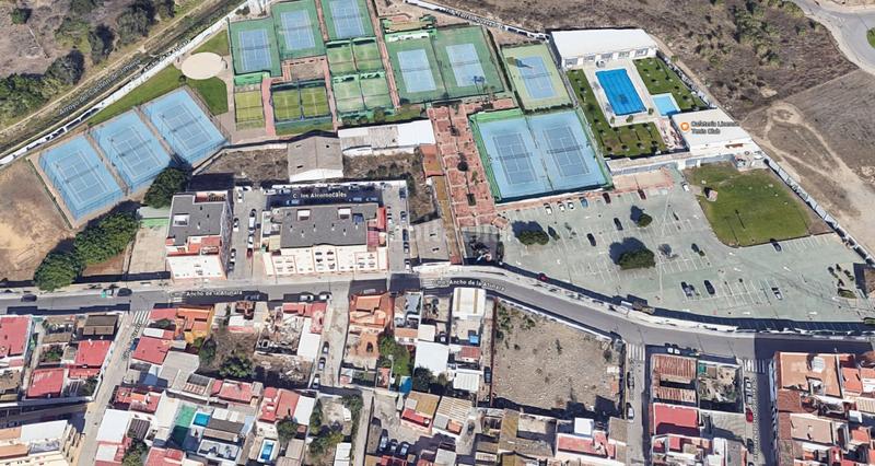 Foto 88f2a9a3-ff9c-4a34-ac9e-6b594c0d835d. Pis a Mondejar-Junquillos Línea de la Concepción (La)