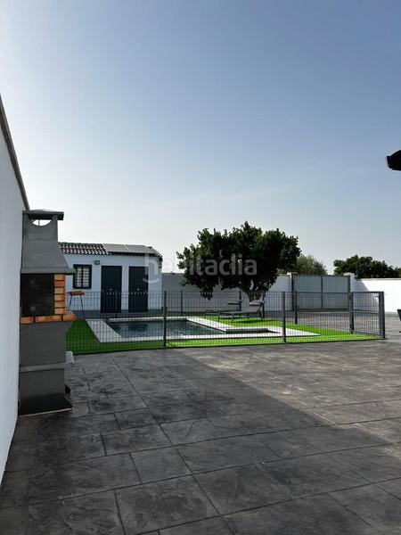 Foto 940cbecd-13d1-42cd-a0b1-63144b7b010a. Casa con parcheggio in Pelagatos - Pago del Humo Chiclana de la Frontera