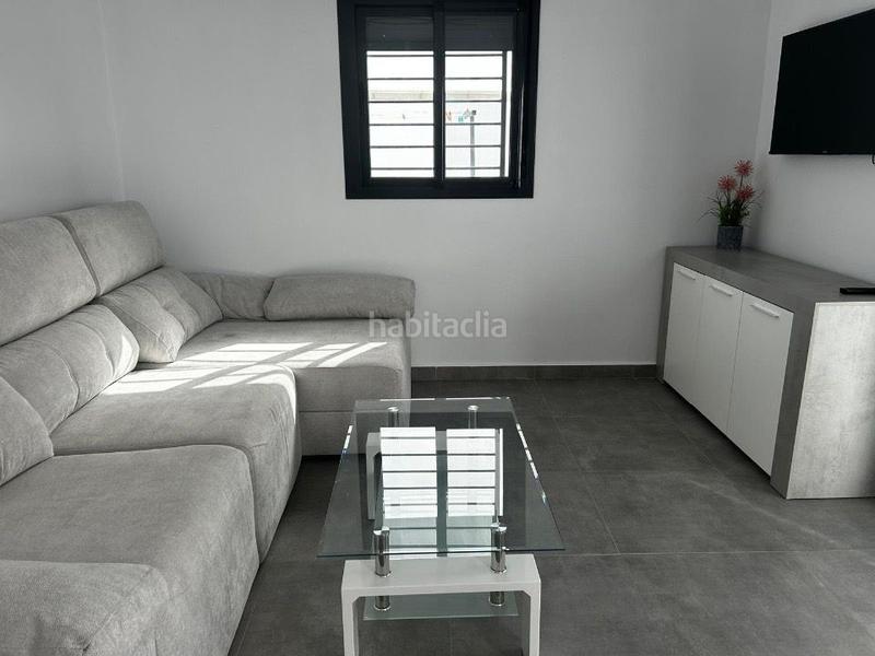 Foto fe70a7e7-8ec1-4c4a-a891-a156966d2398. Casa con parcheggio in Pelagatos - Pago del Humo Chiclana de la Frontera