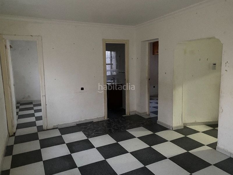 Foto b9182a54-f385-4eb9-9501-da1ea0a8531a. Pis a San José-San Bernardo Línea de la Concepción (La)