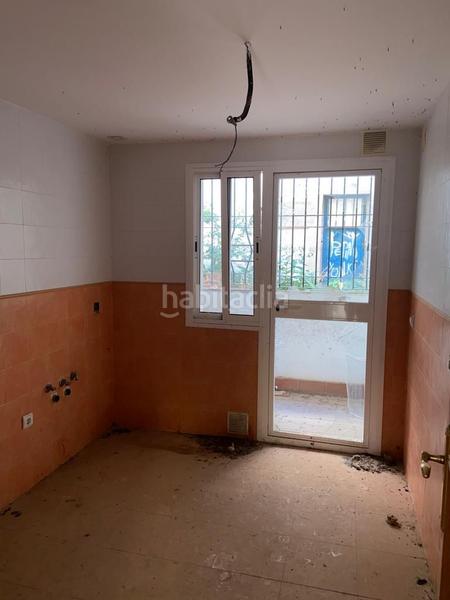 Foto 1c1f7ca0-12bd-4bbe-9259-488588c68fee. Pis amb aparcament a Bajadilla - Fuente Nueva Algeciras