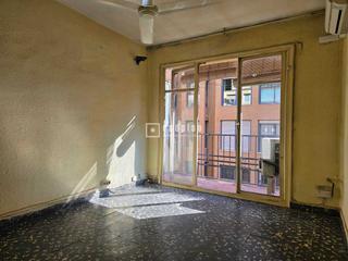 Appartement à Morvedre. Inversión segura! piso con gran potencial de reforma
