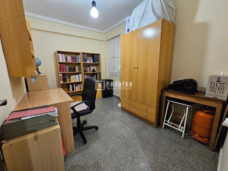 Foto 4ab2667d-3a3f-43d7-ae8e-ac6f8dbb230a. Etagenwohnung in Morvedre Valencia