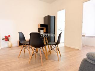 Pis  Altura. Piso reformado y muy bien comunicado con el transporte publico