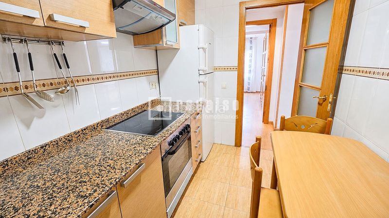 Piso para entrar a vivir con ascensor y excelente ubicación en Valencia - Imagen 7