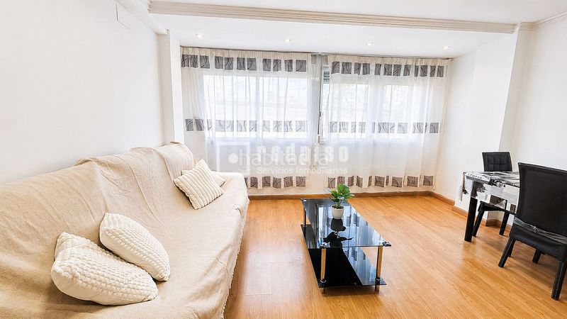 Piso para entrar a vivir con ascensor y excelente ubicación en Valencia - Imagen 3