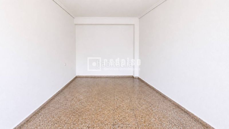 Foto 051bfcf8-fd6f-4ded-bb96-862b15965ba2. Pis a Marxalenes Valencia