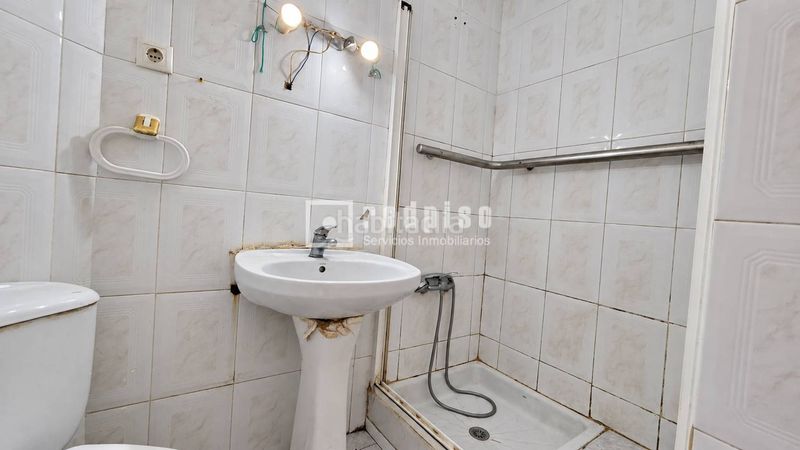 Foto bce25078-971a-43ec-8ace-13eefe4b6c8f. Pis a Almàssera