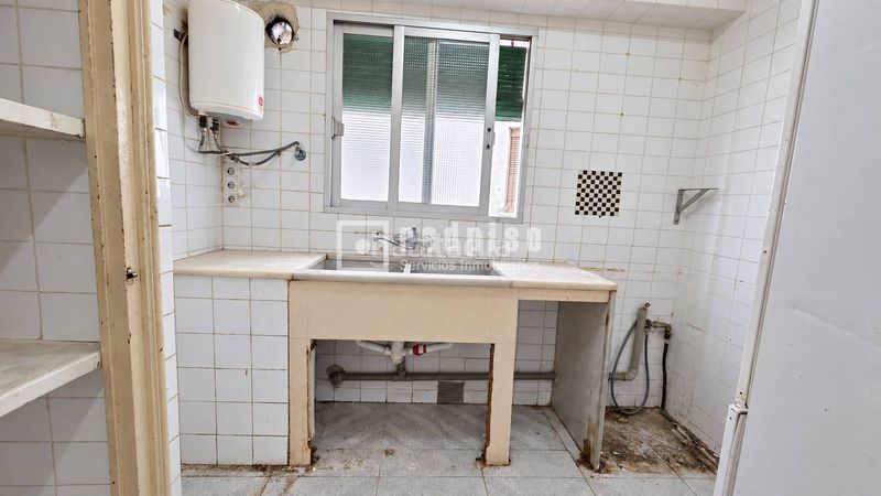 Foto ea7805fa-8307-435a-98e6-28cb316acc6a. Pis a Almàssera