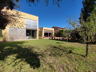 Maison à Sant Esteve de Palautordera. Precioso chalet con toda la vivienda en planta ubicado en la enc