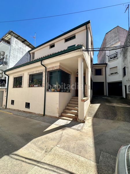 Foto 3d147abd-2765-4322-8a51-2e56ddd3fd43. Casa a Malpartida de Plasencia