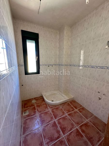 Foto 7a5ecea0-50c4-40f3-94ac-2e0d61246b1d. Casa a Malpartida de Plasencia