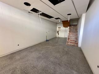 Lloguer Local Comercial a Miralvalle - Av. Virgen del Puerto - La Data
