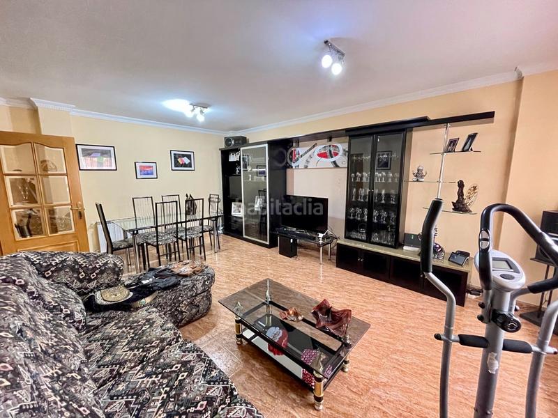 Foto 32972788-a07f-404a-9bcb-f822ccff9427. Haus in Malpartida de Plasencia