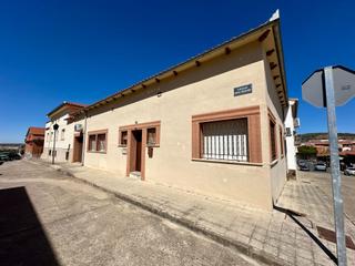 Maison à Malpartida de Plasencia