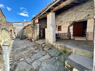 Maison à Malpartida de Plasencia