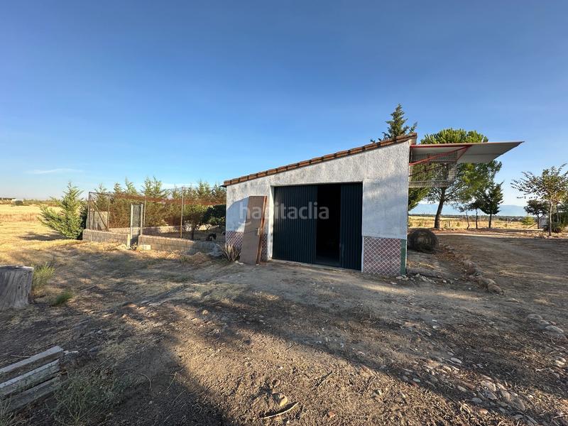 Foto fbab8bda-9485-43c6-9da2-348f486ae8d8. Finca rústica a Casatejada