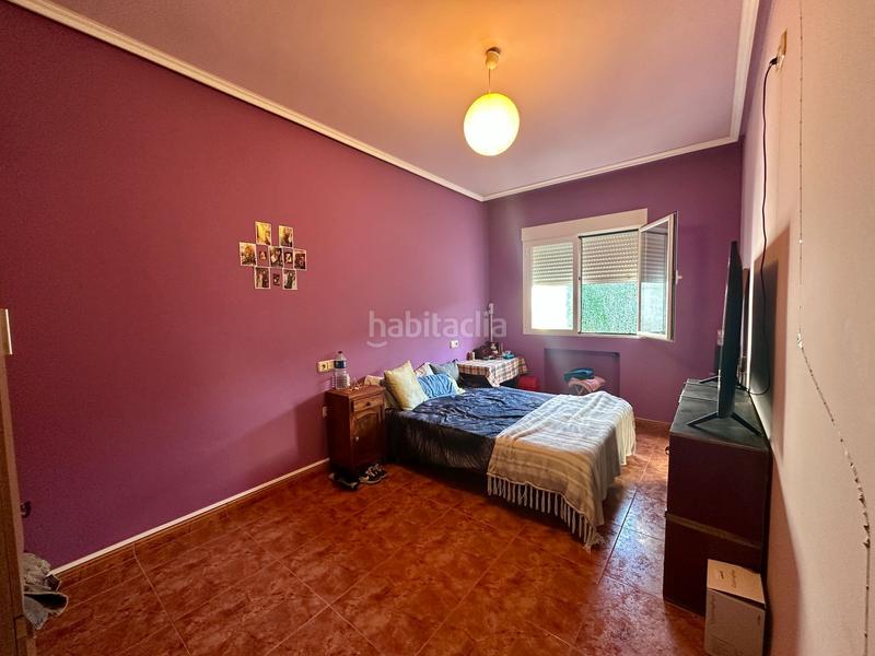 Foto 7e7d9a52-fc1f-46cb-acad-88a893240bd8. Haus mit parking in Malpartida de Plasencia