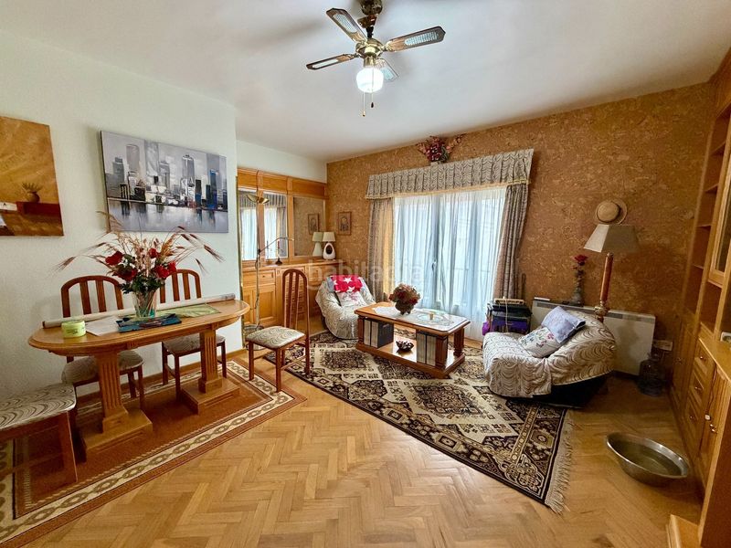 Foto 1dfff9ee-d222-44ba-9a0c-910c584ddbc3. Casa amb calefacció aparcament a Malpartida de Plasencia