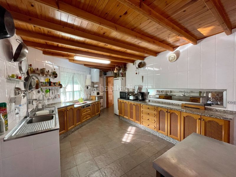 Foto e0dcf492-6fbd-4976-aa19-d19a765cb8f5. Casa amb calefacció aparcament a Malpartida de Plasencia