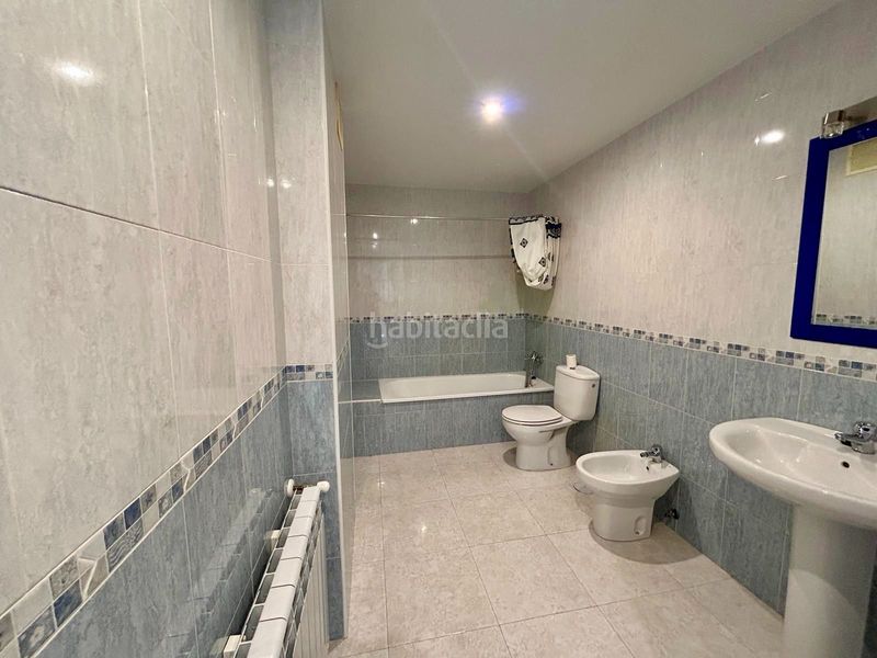 Foto b29e60f3-30fd-4b6c-a810-8fd40e079d3e. Casa amb calefacció aparcament a Malpartida de Plasencia