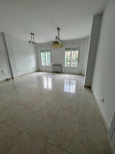 Foto c09d3db1-8ae7-4b83-a834-221a02bd235d. Casa amb calefacció aparcament a Malpartida de Plasencia