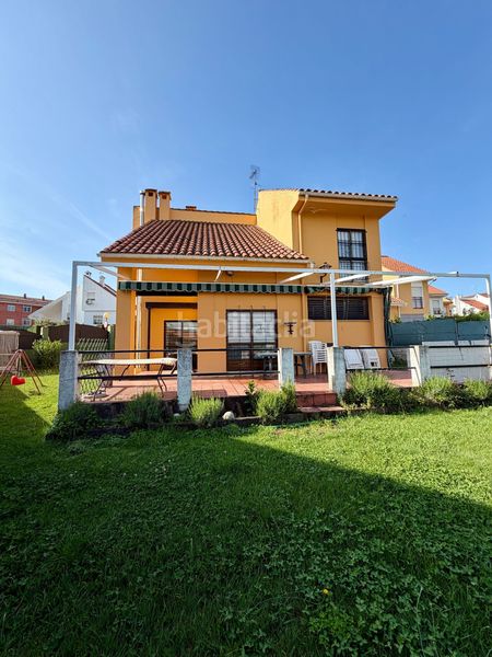 Foto 6b61eab9-4189-4753-aa0f-37efd61718e5. Casa amb calefacció aparcament a Zona Norte - Hospital - Urbanizaciones Plasencia