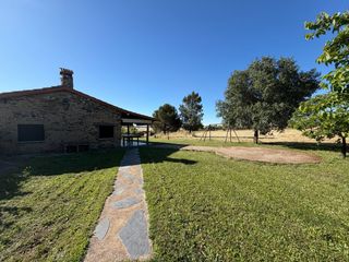 Finca rústica en Malpartida de Plasencia. Finca rústica con vivienda y construcciones auxiliares en valdeh