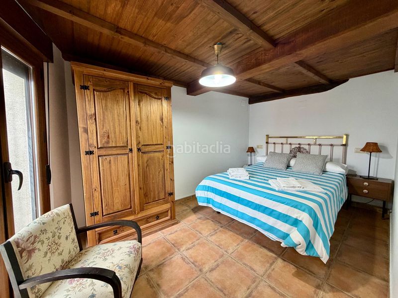 Foto a9b32b14-aac8-48d9-8f3e-e8f54c1258bf. Haus mit heizung in Casas del Castañar