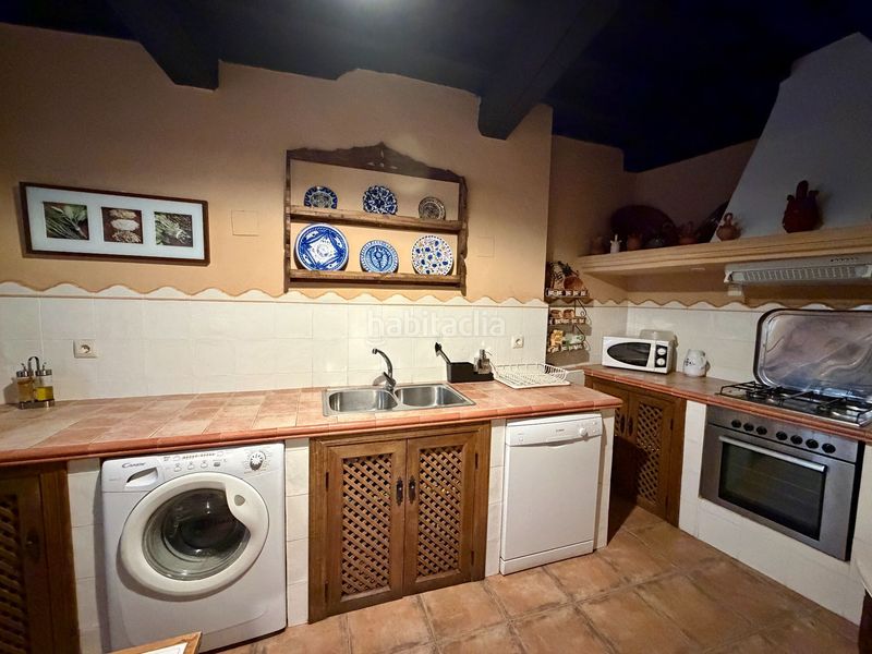 Foto d20d4adc-87ab-47b9-a842-2d51c7141a51. Haus mit heizung in Casas del Castañar