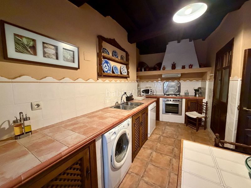 Foto df6fa43d-6d1c-4c3c-a266-5dbd3ea0c949. Haus mit heizung in Casas del Castañar