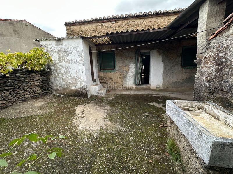 Foto f84af5f8-c3a3-4edc-b632-ca40c1c3980c. Casa a Malpartida de Plasencia