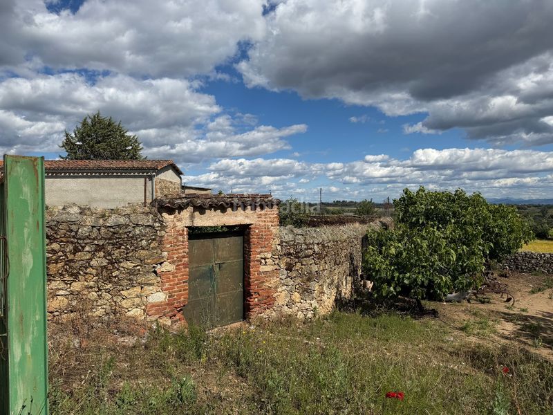 Foto b02d30a3-f5e5-4626-8f52-9d2ed4de113a. Finca rústica a Tejeda de Tiétar