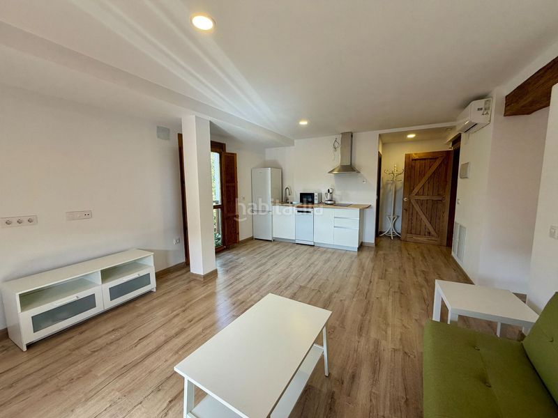 Foto cb930d13-7610-46f6-95e0-5a7b67d232d2. Edificio in Cuacos de Yuste