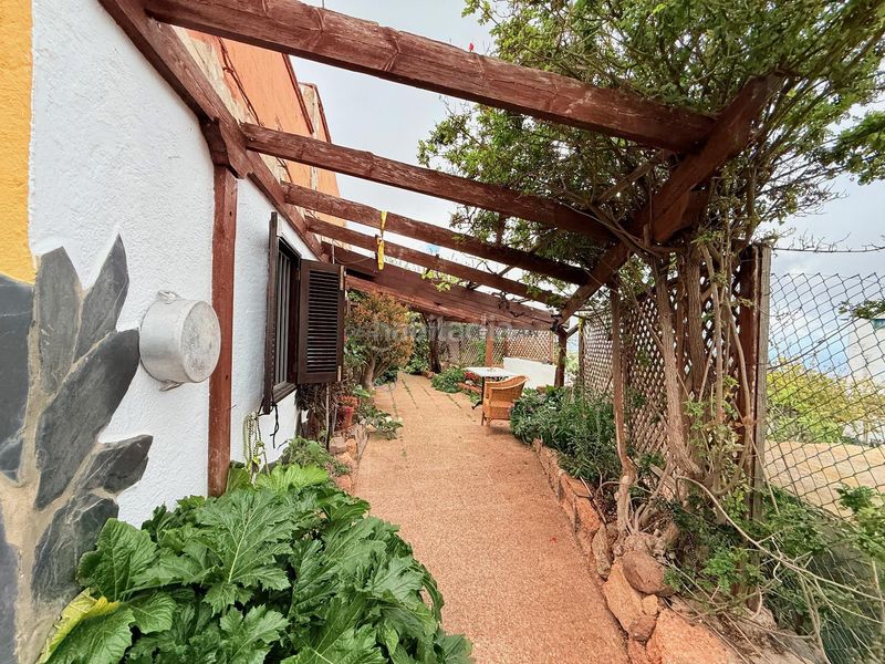 Foto 3e09b863-b553-441c-88f0-c328338f601b. Masia amb aparcament a Vilaflor