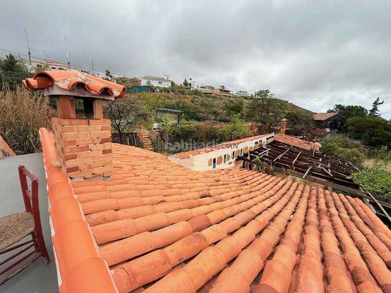 Foto 4843b44b-3029-4e83-89d2-f9eab78aa771. Masia amb aparcament a Vilaflor