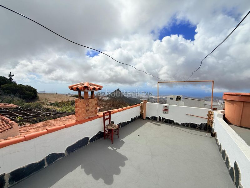 Foto 9b002931-7df0-42f2-bdbb-b631466da2f3. Masia amb aparcament a Vilaflor